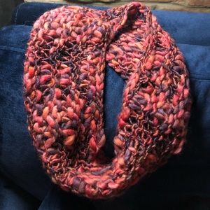Handmade small circle scarf pink/purple